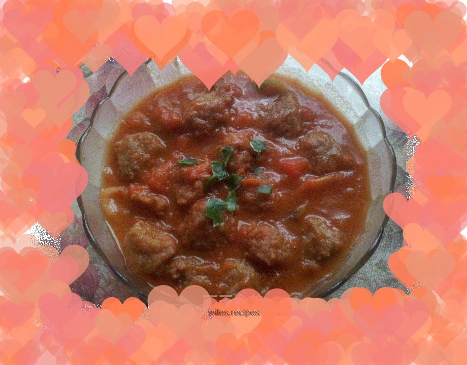Tomato meatball soup