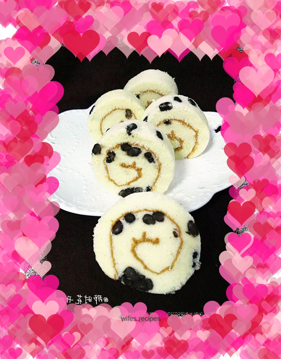 Honey bean cake roll