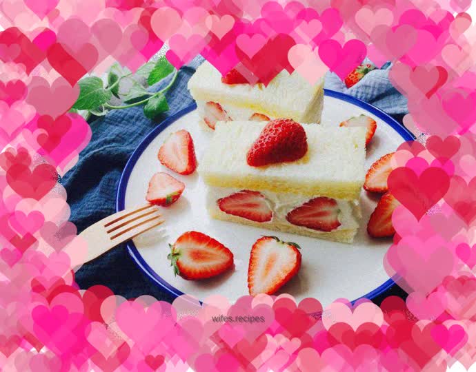 Strawberry Cream Sandwich