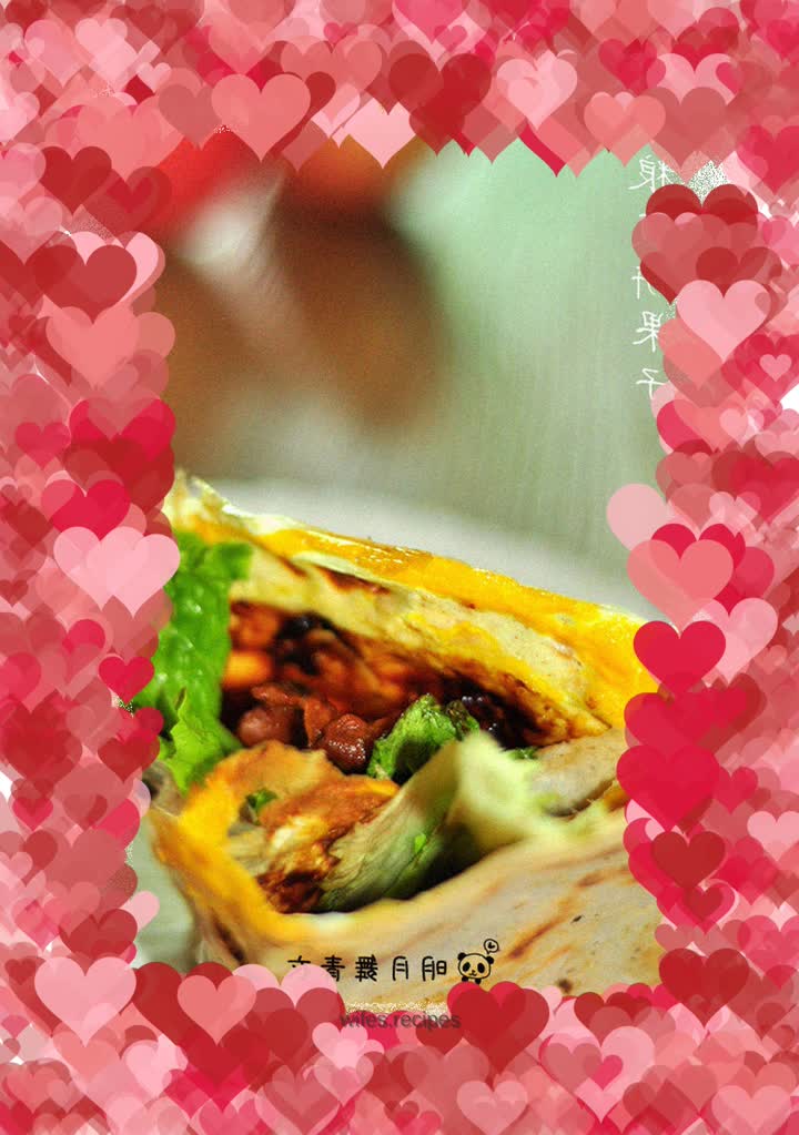 Multigrain pancakes and fruits