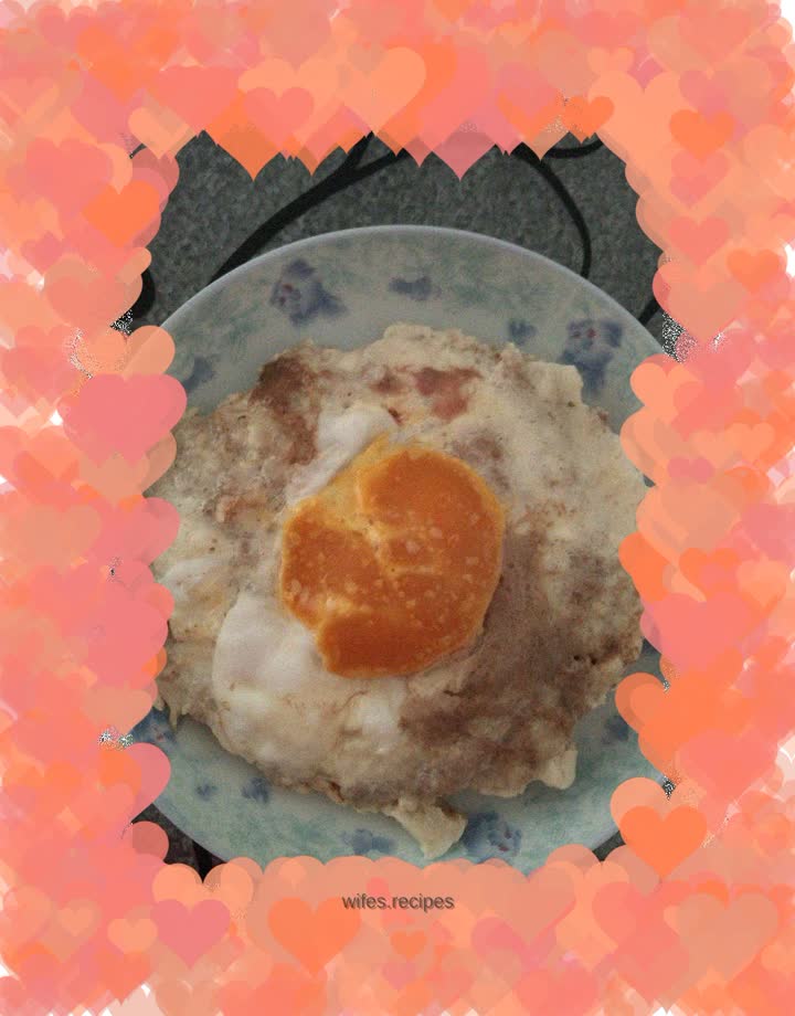 Steamed Pork Patties with Salted Egg