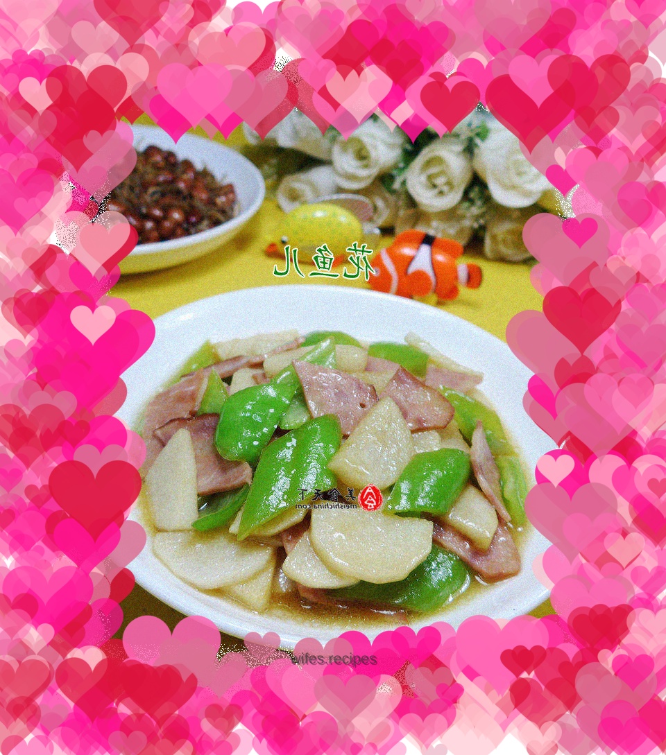 Stir-fried yam with bacon and pepper