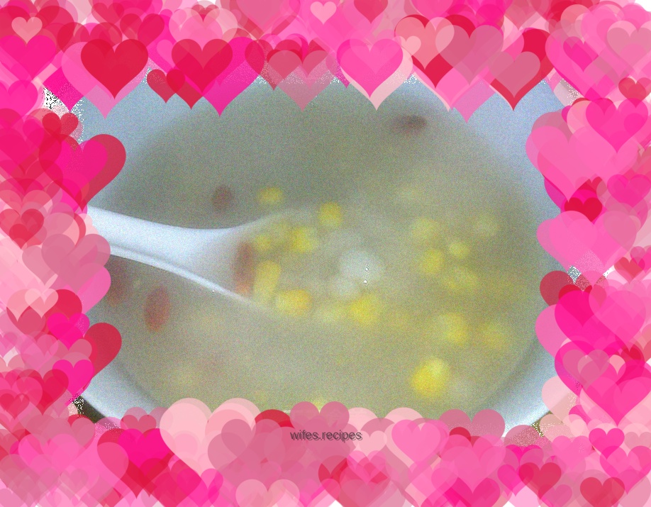 Corn and wolfberry dumpling soup