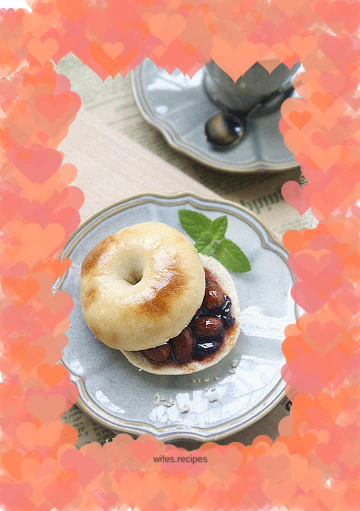 America’s most popular boiled bread – Almond Blueberry QQ Bagel