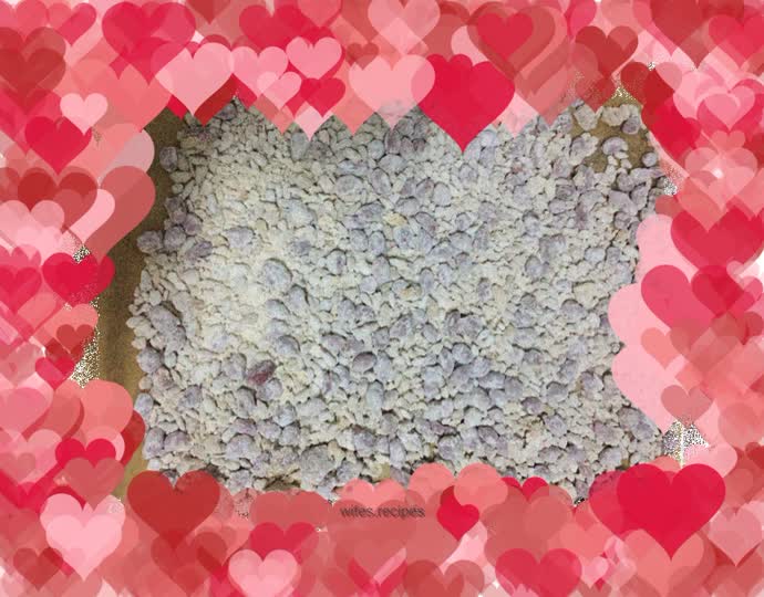 Frosted peanuts and melon seeds