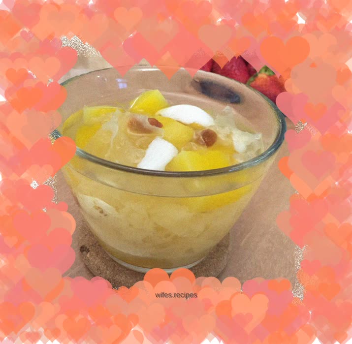 Papaya, Lily and Tremella Soup