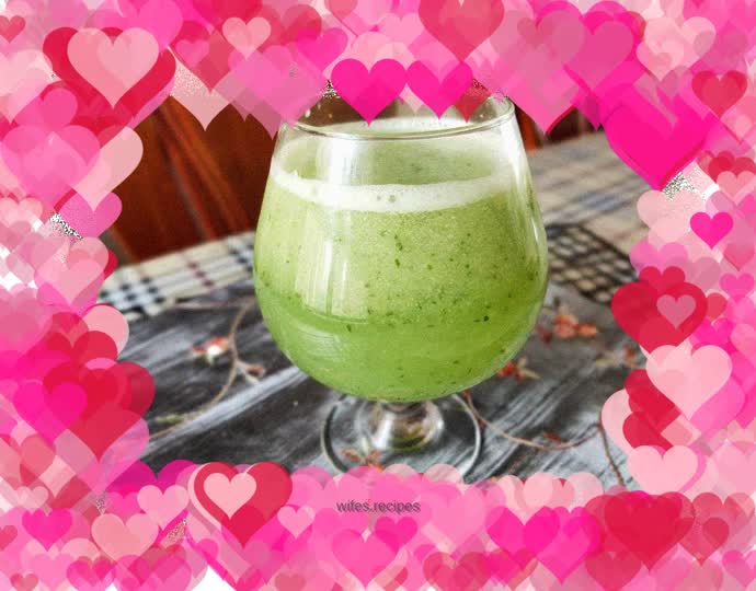 Cucumber and pear juice