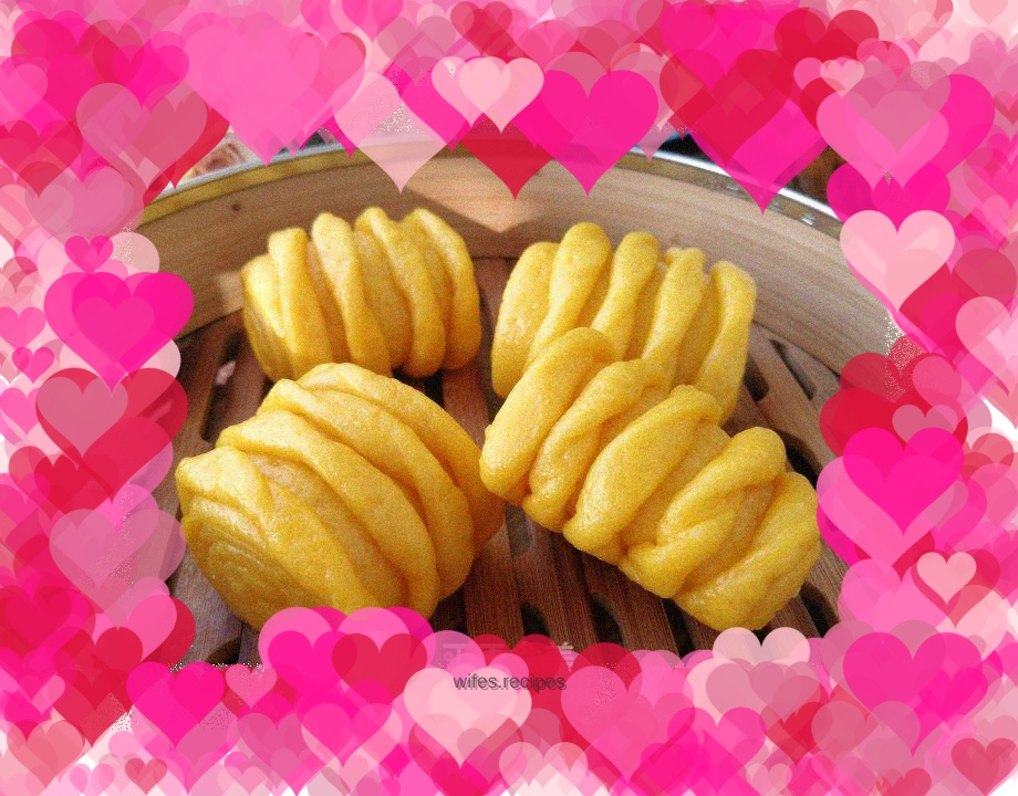 Pumpkin twisted steamed buns