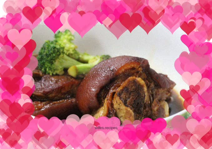 Rock Sugar Stewed Elbows for Autumn Tonic Time