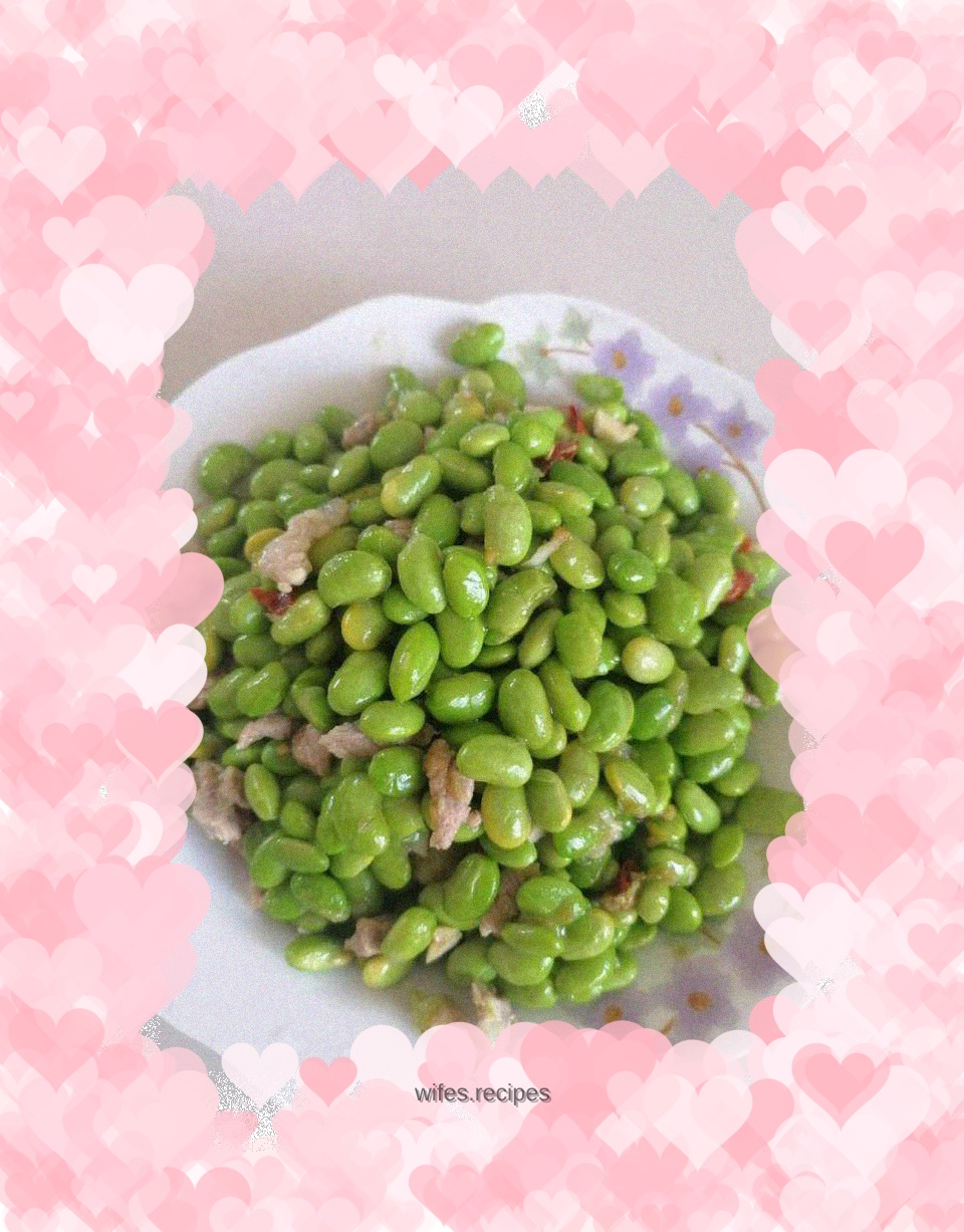 Stir-fried shredded pork with edamame