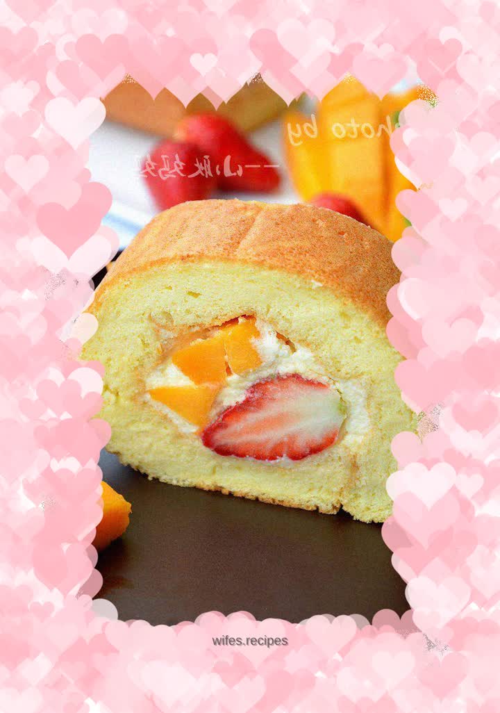 Strawberry Cream Cake Roll