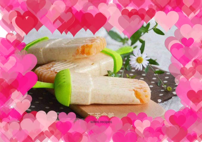 Yellow peach ice cream