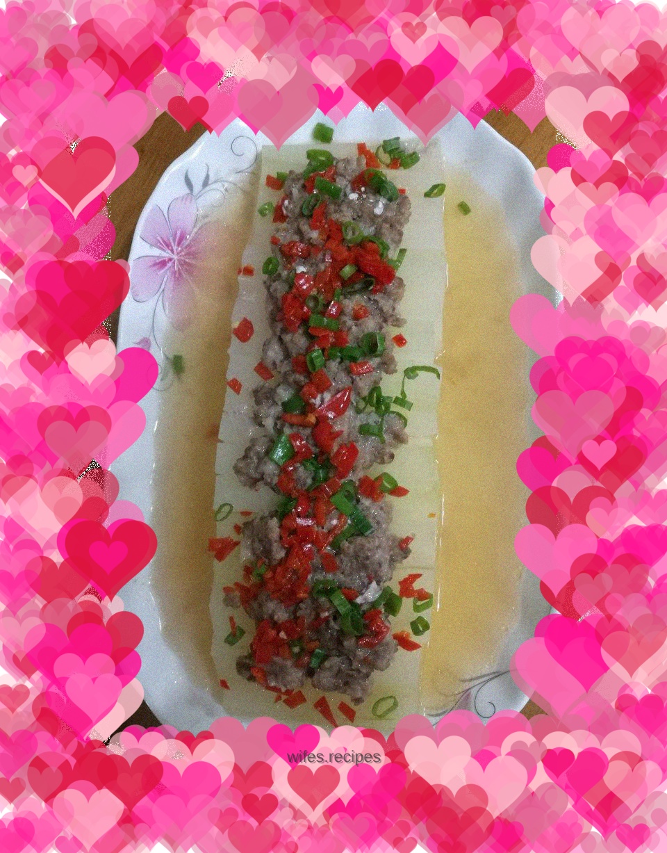 Steamed winter melon with minced meat