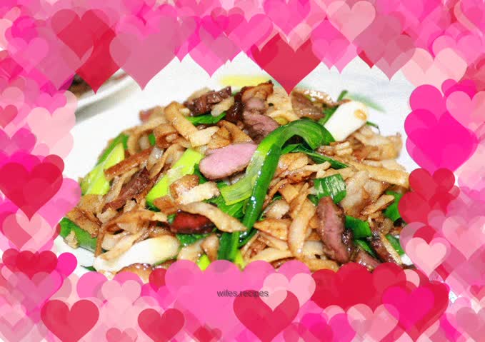 Hometown-style bacon-fried shredded beans