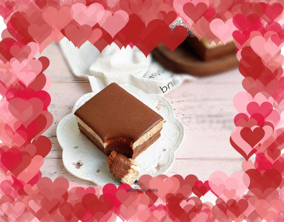 Two-color chocolate mousse cake