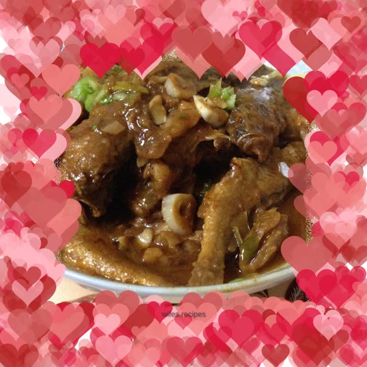 Braised small yellow croaker in soy sauce