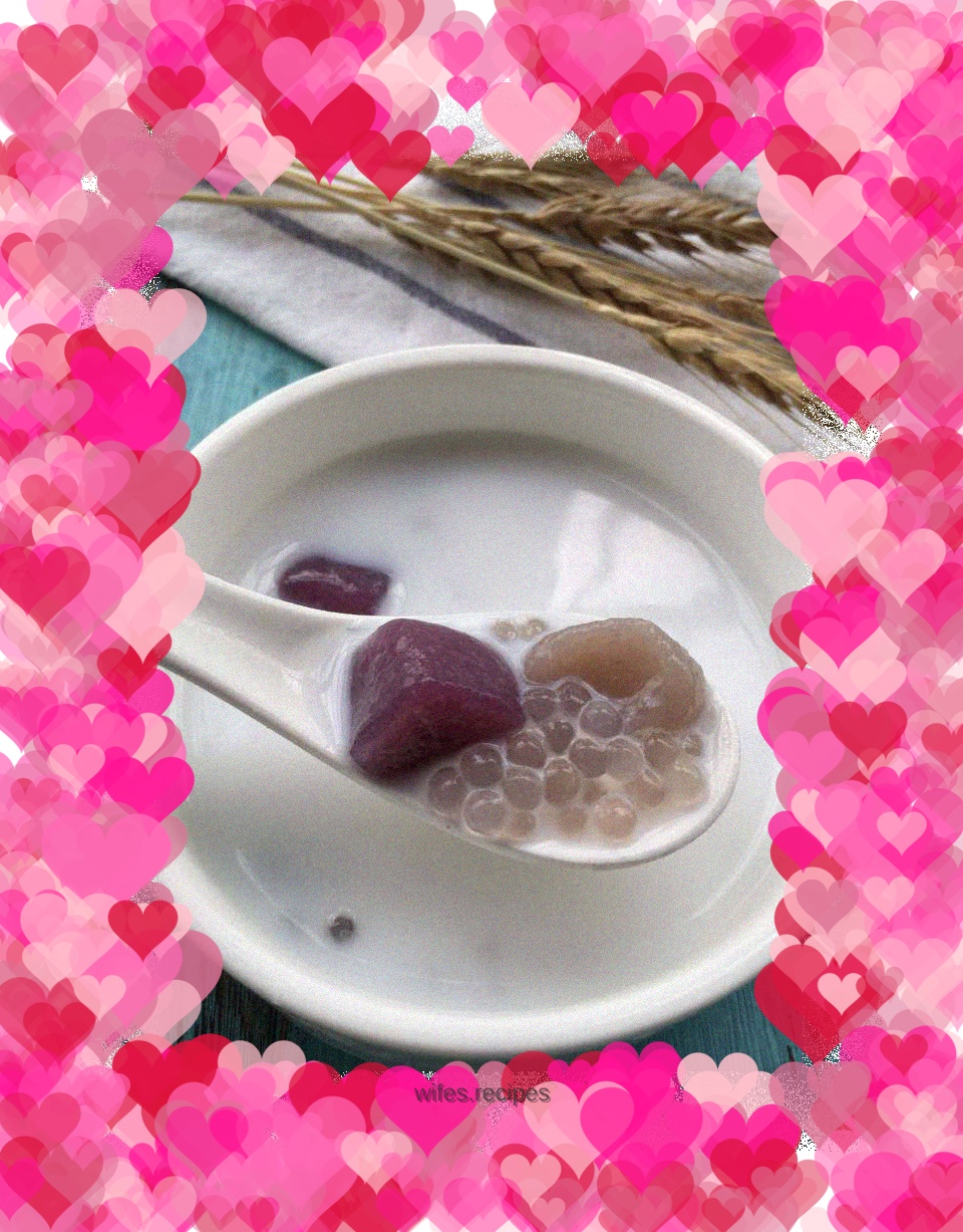 Purple sweet potato, sago and taro balls