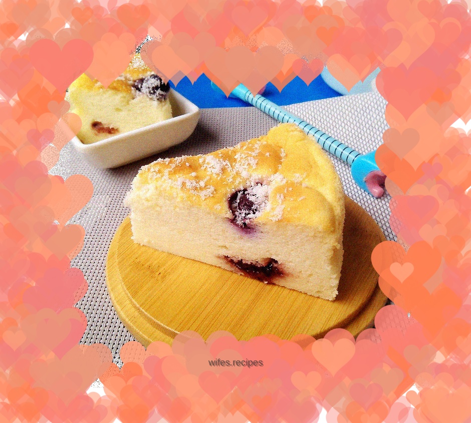 Coconut blueberry yogurt cake