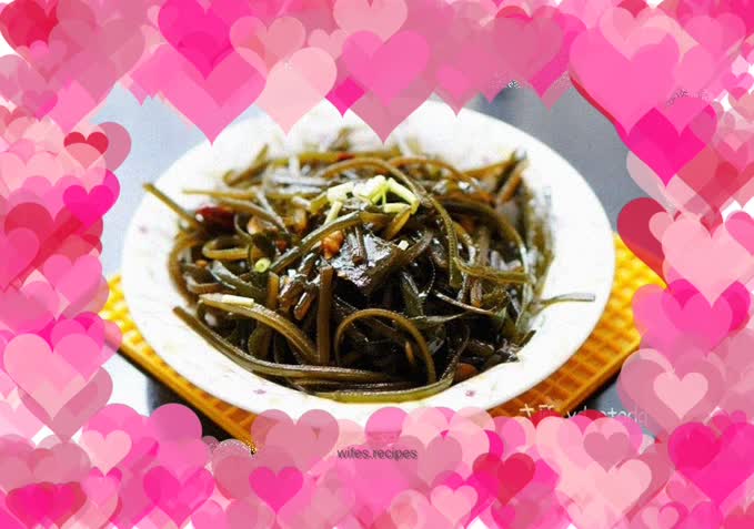 Hot and sour kelp shreds