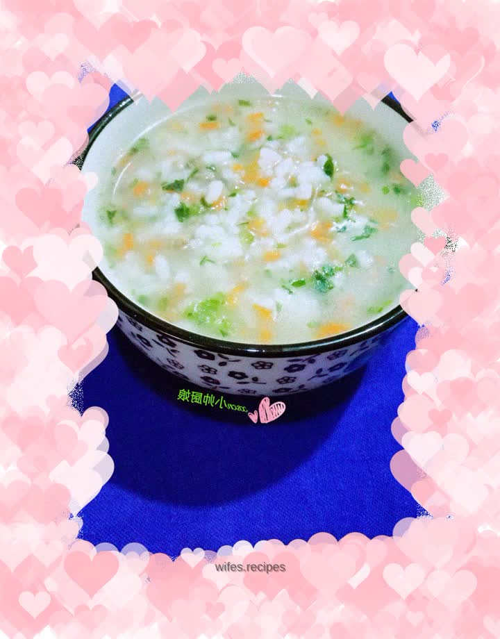 Spinach, carrot, beef and rice porridge