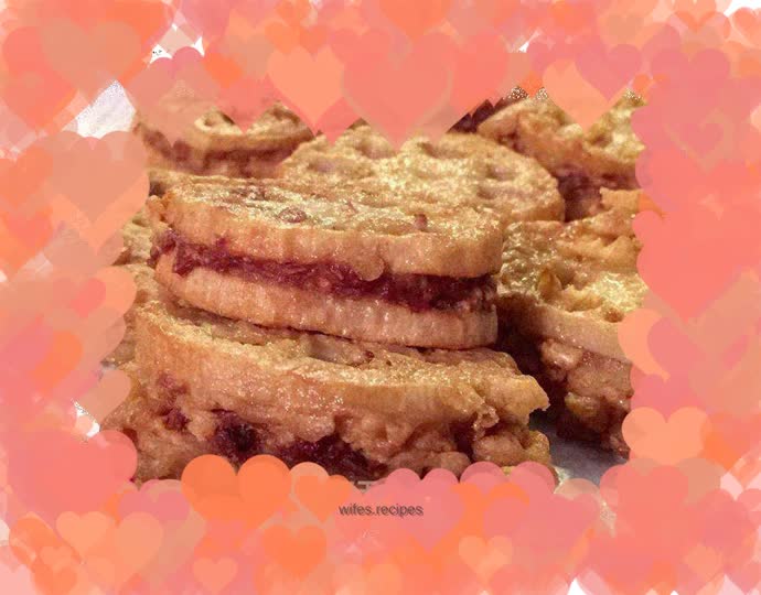 Homemade simple fried lotus root box