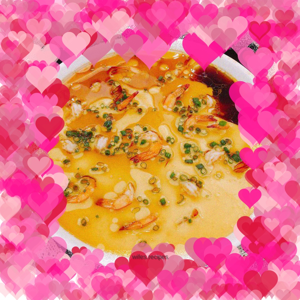 The whole city is covered with golden armor