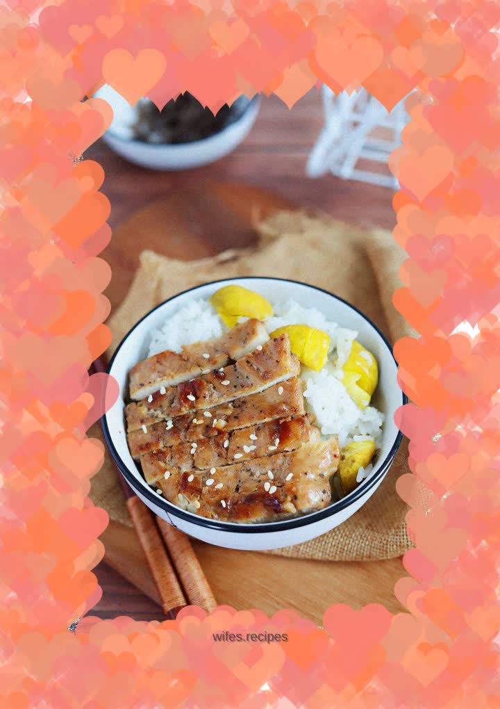 Pan-fried chicken breast and chestnut rice