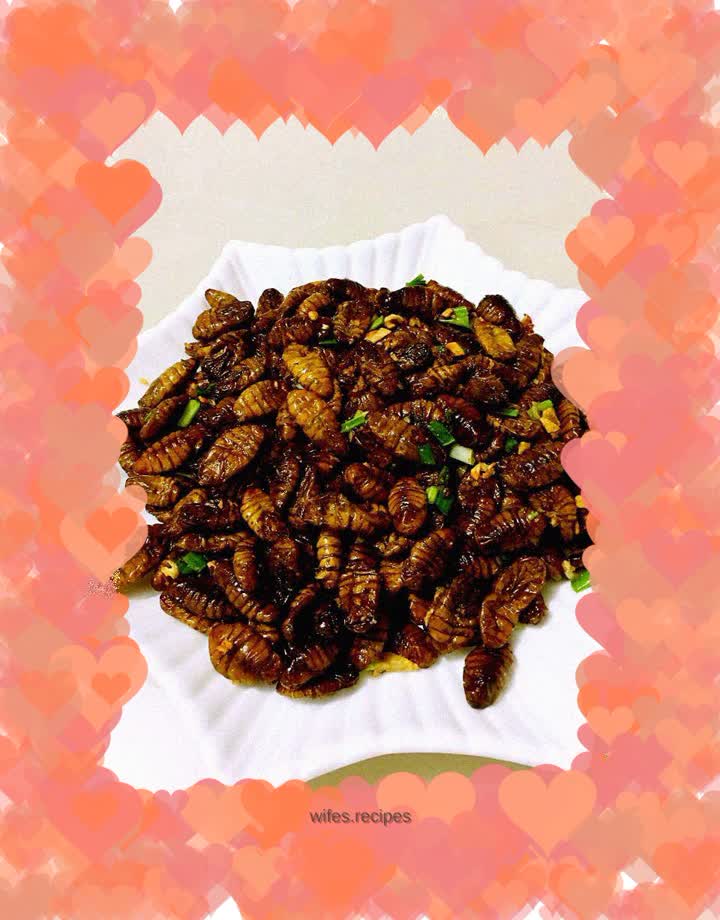 Oil fried silkworm chrysalis
