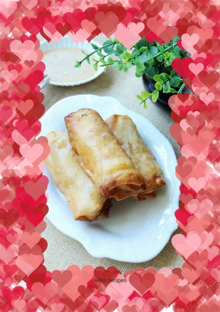 Banana Salad Spring Rolls