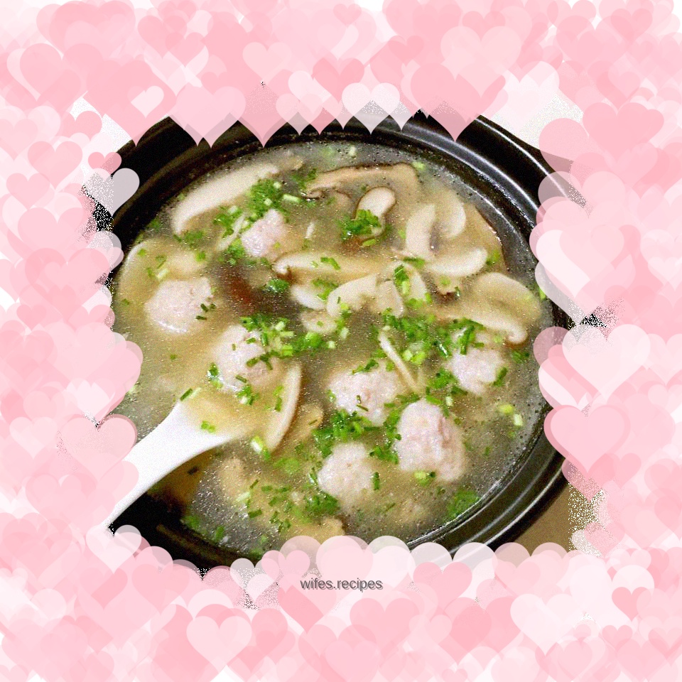 Mushroom Meatball Soup