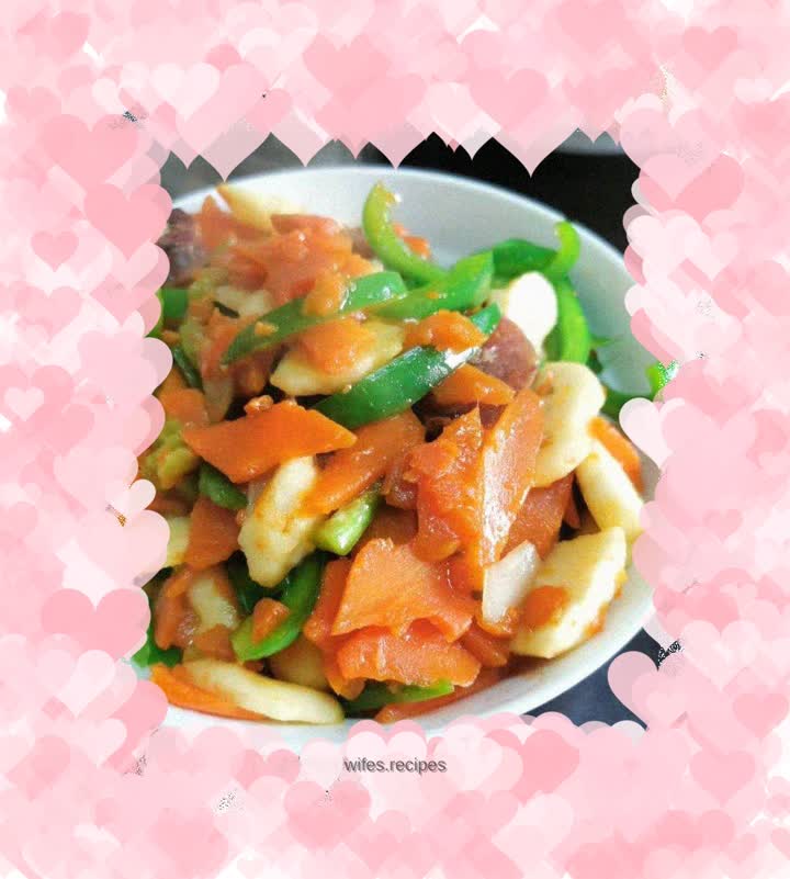 Stir-fried sausage with carrots, water chestnuts and bell peppers