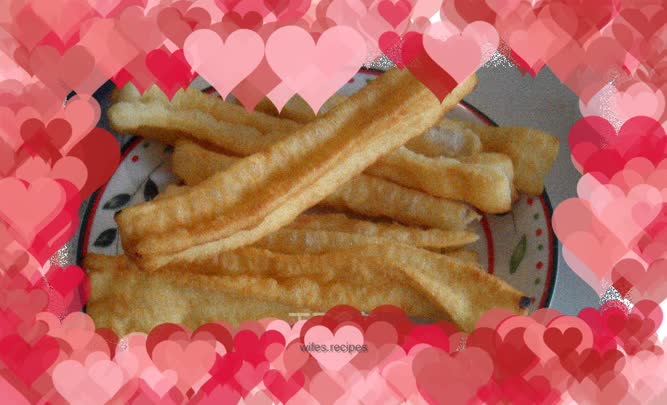 Fry healthy fried dough sticks by yourself