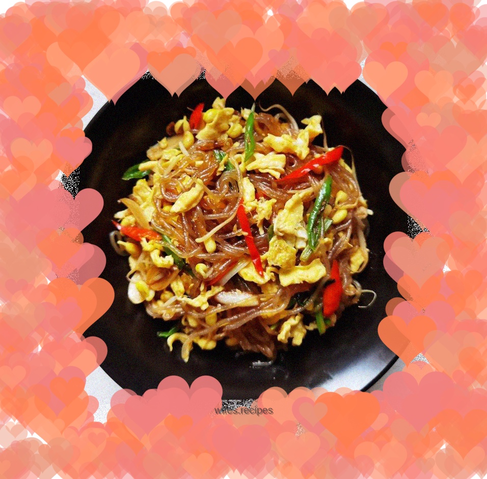 Fried vermicelli with egg