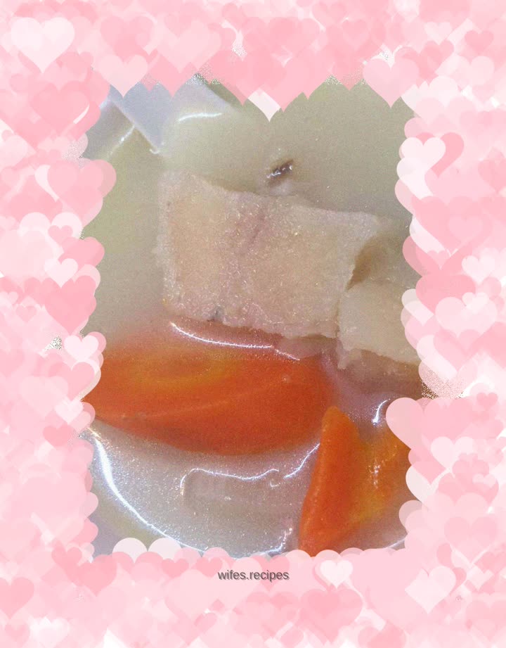 Braised dace fish bones with kudzu and carrots