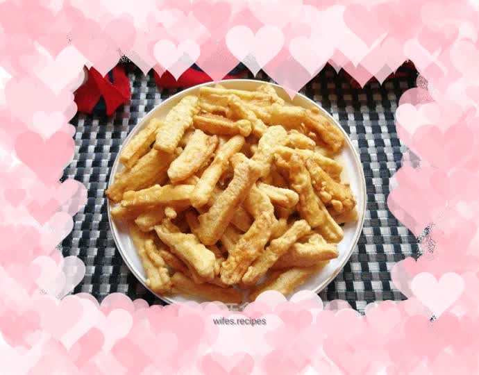 Salt and pepper lotus root strips