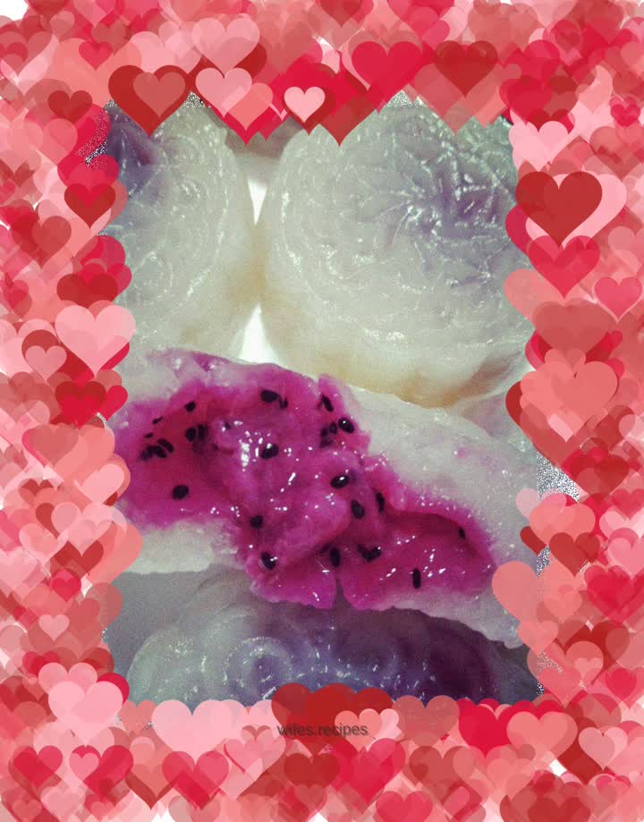 Sago Dragon Fruit Snowskin Mooncake