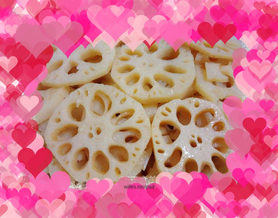 Vinegar lotus root slices