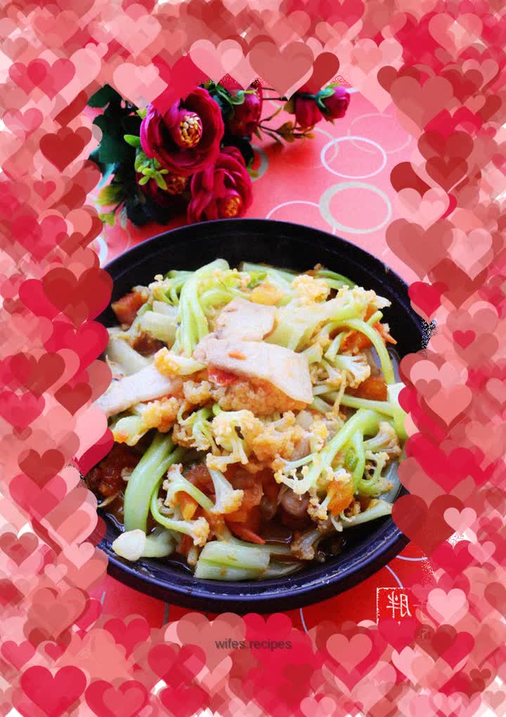 Braised cauliflower with tomatoes