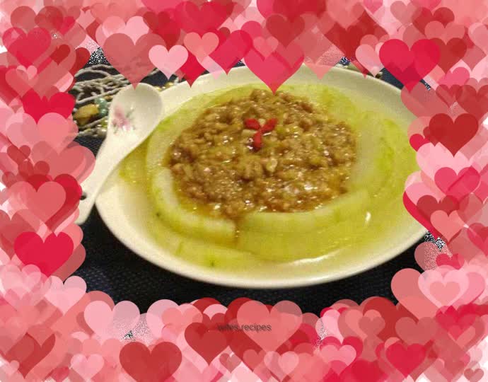 Winter melon mixed with curry meat sauce