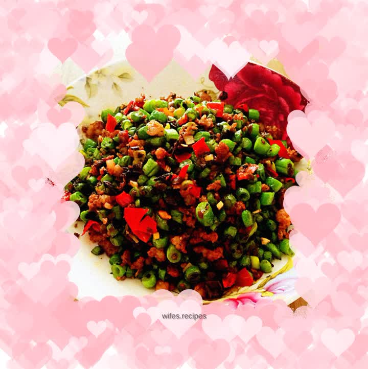 Olive greens, chopped peppers and green beans