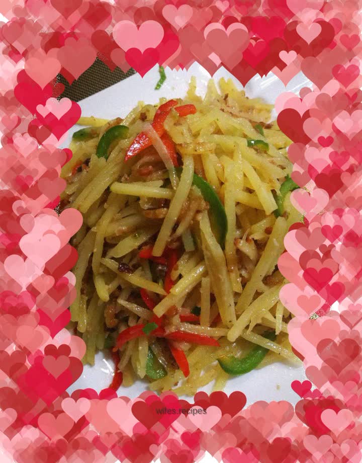 Stir-fried shredded potatoes with meat dregs, perfect for rolling pancakes!