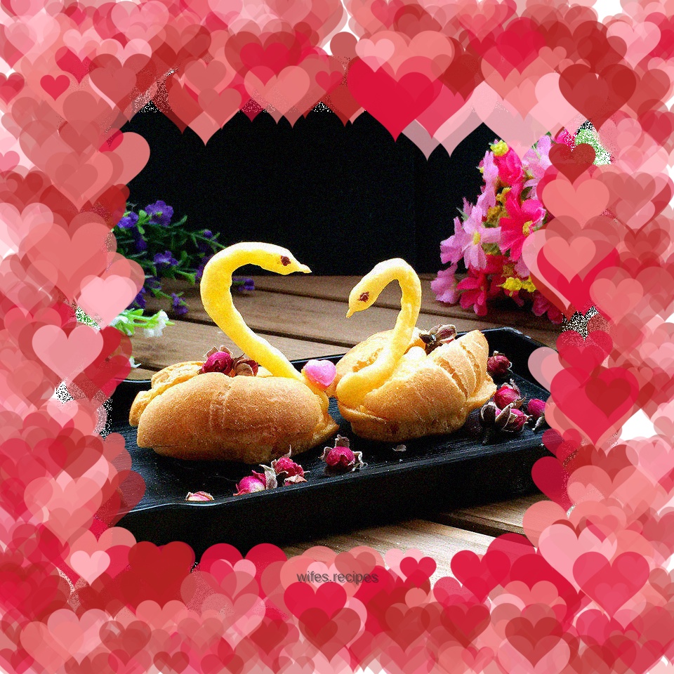 Swan Ice Cream Puffs