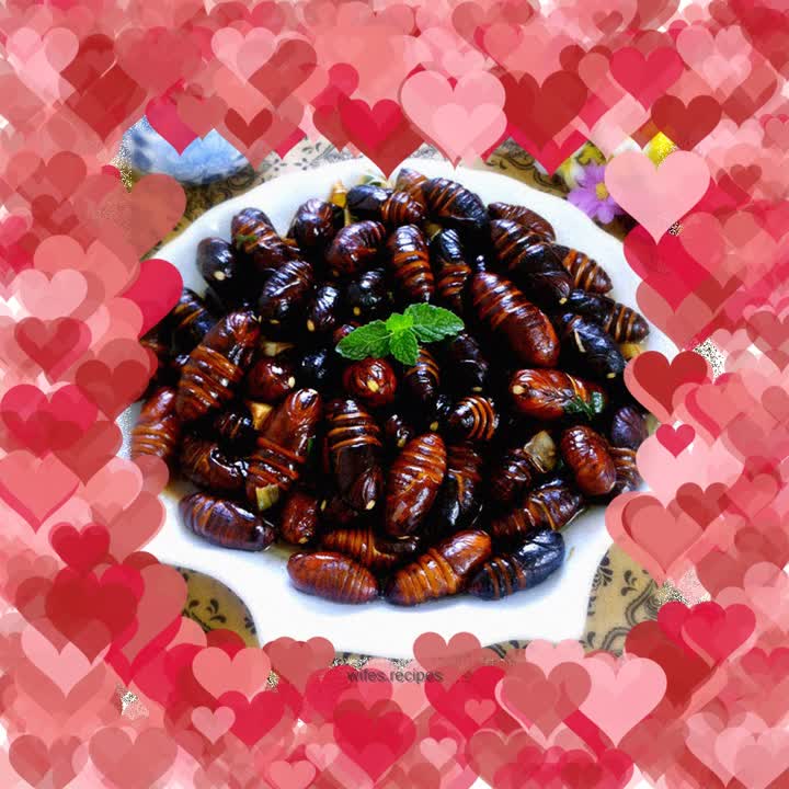 Stir-fried silkworm chrysalises