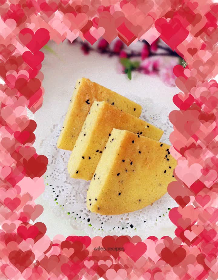 Black sesame sponge cake