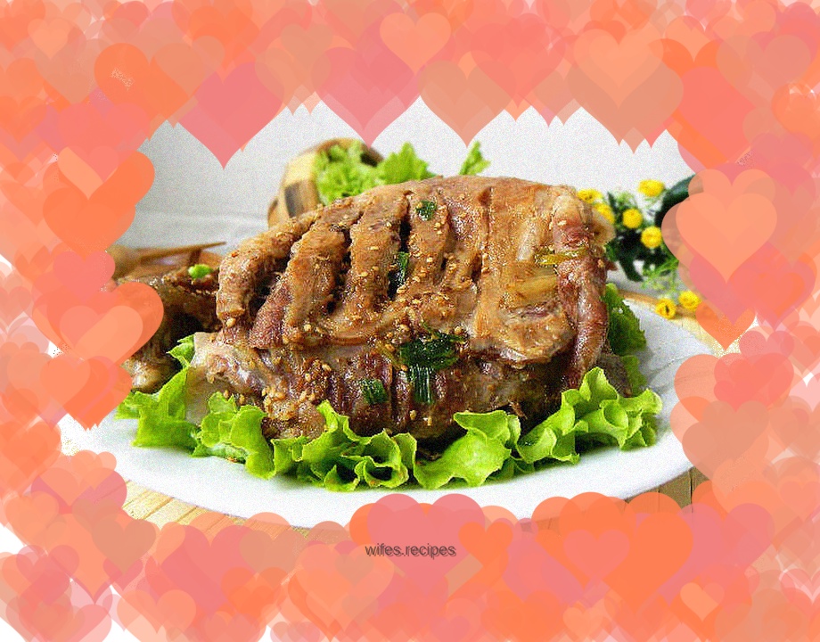 Hand-gripped leg of lamb