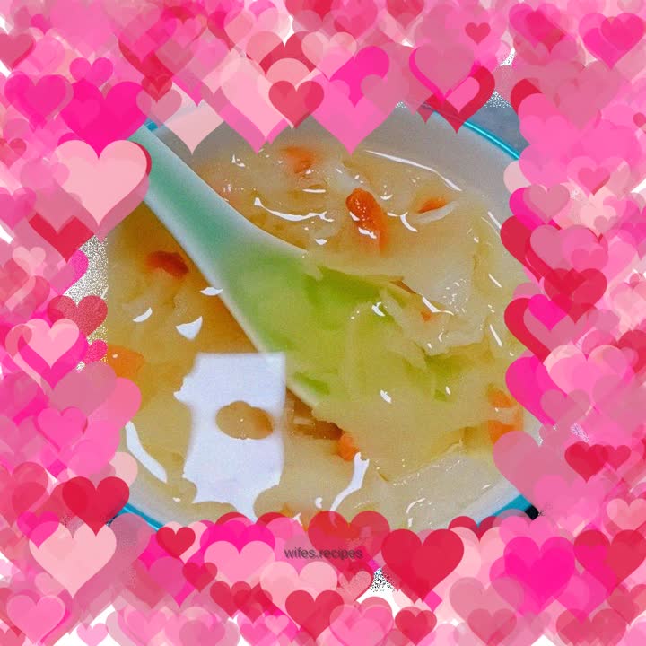 Steamed Tremella Soup