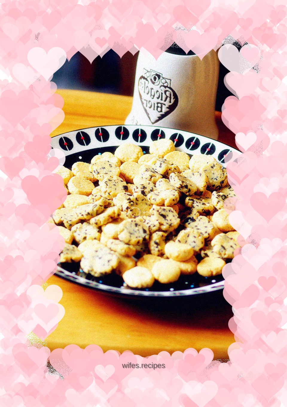 27’s Laboratory – Low-calorie black sesame and seaweed biscuits