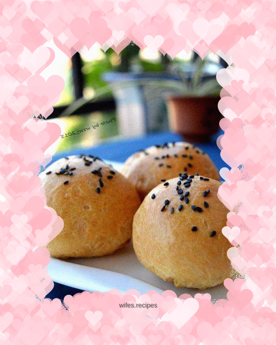 Light butter buns
