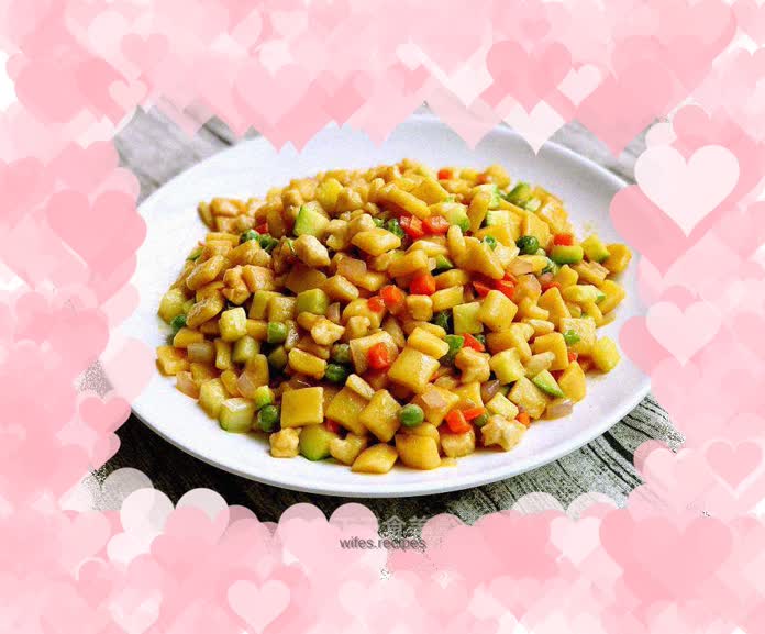 Fried rice dumplings with two kinds of noodles