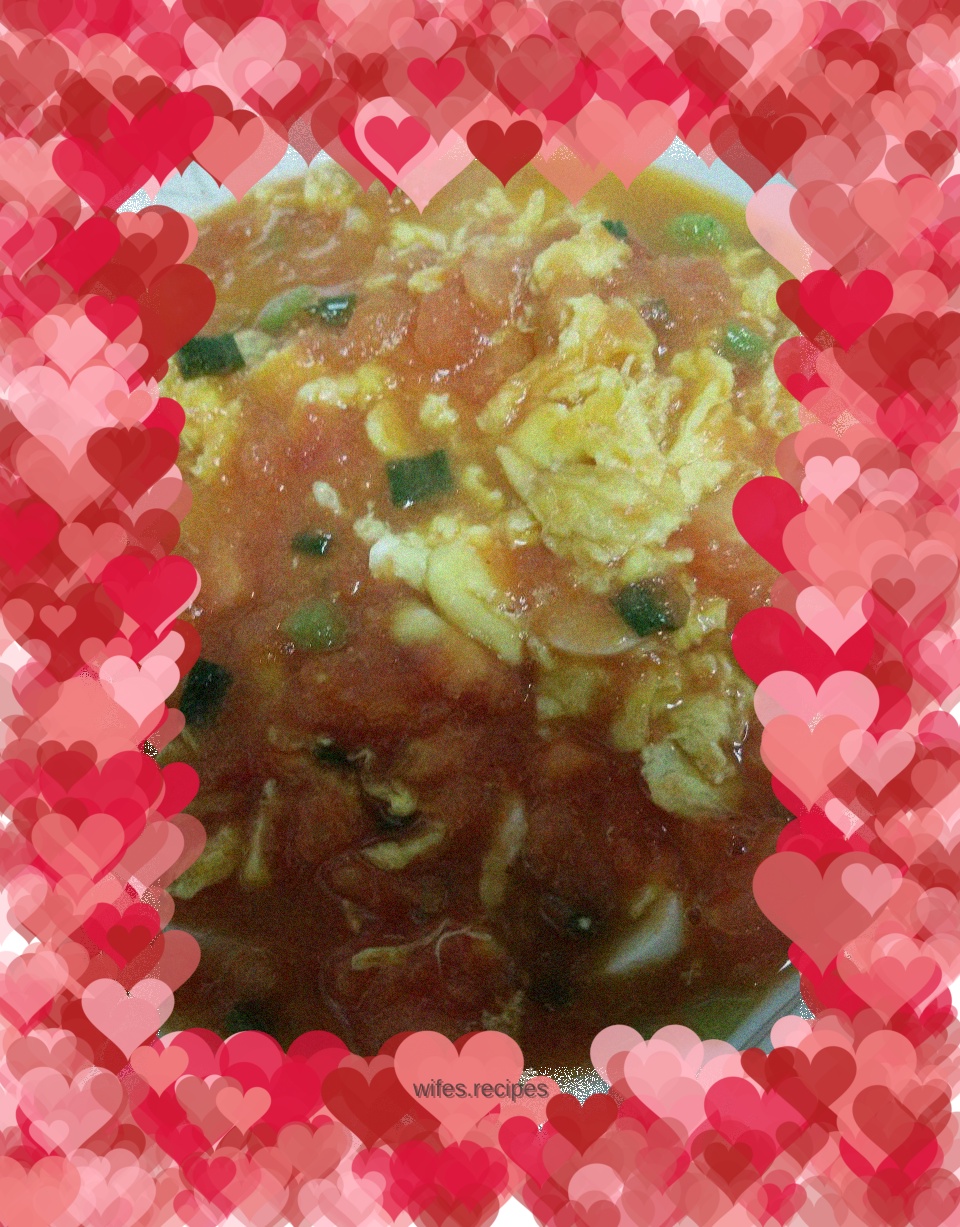 Scrambled eggs with tomatoes
